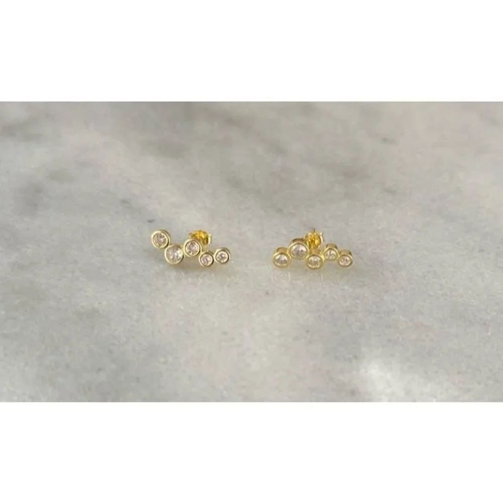 Gold Round Cluster Arch Earrings Sterling Silver Brand New - Picture 2 of 5